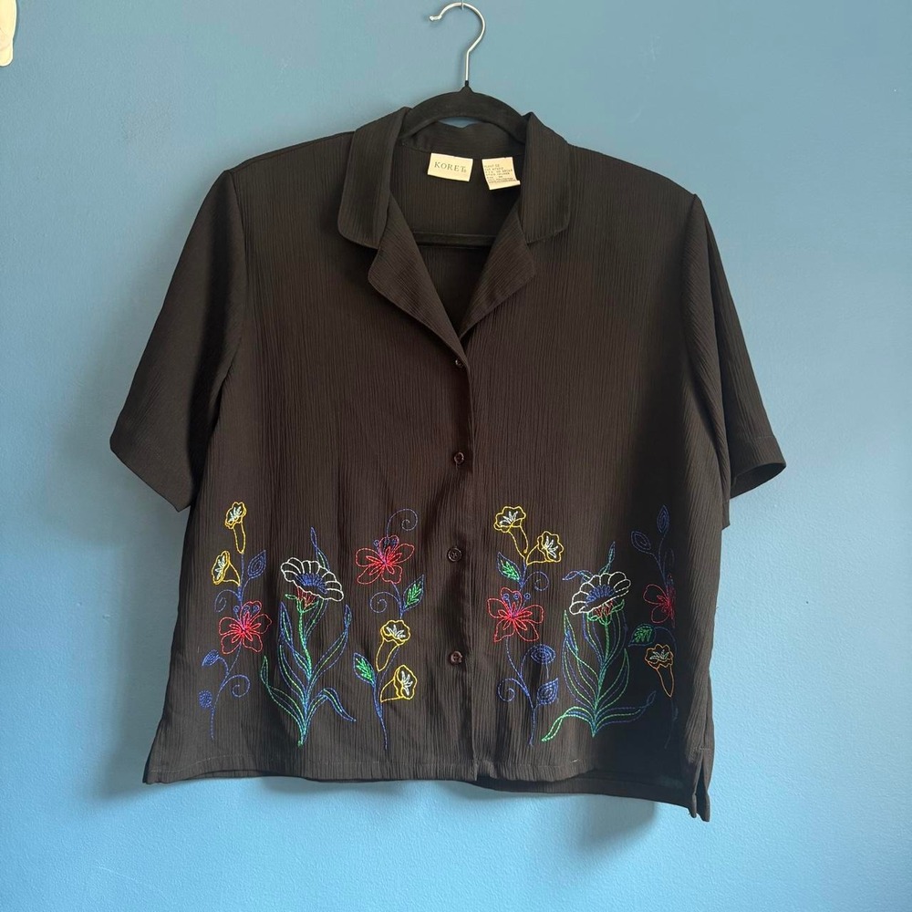 Vintage 90s Blouse Women's Size Medium Black Rainbow Koret Floral Embroidery